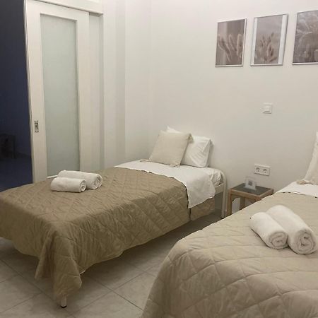 Piraiki Coastal Accommodation Pireo Esterno foto