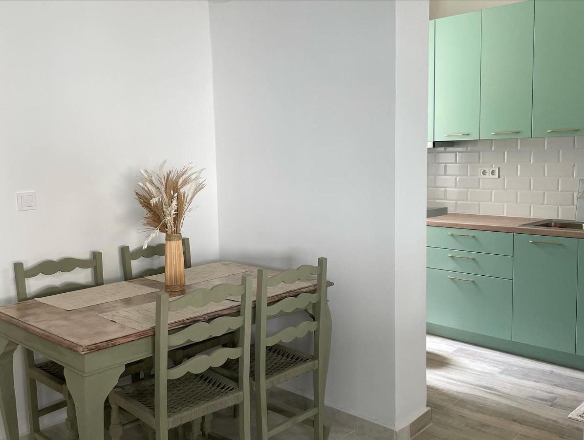 Piraiki Coastal Accommodation Pireo Esterno foto